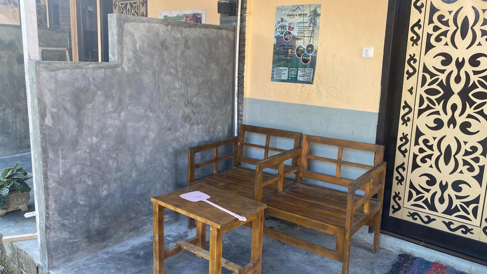 Harry & Mimin Homestay Gorontalo Esterno foto